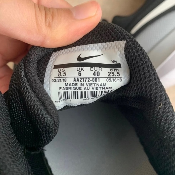 Nike Women’s Tessen Running Shoe - Picture 8 of 8